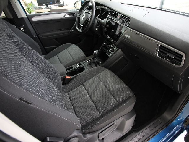 Volkswagen Touran 1.6 TDI DSG Comfortline Business App Con.