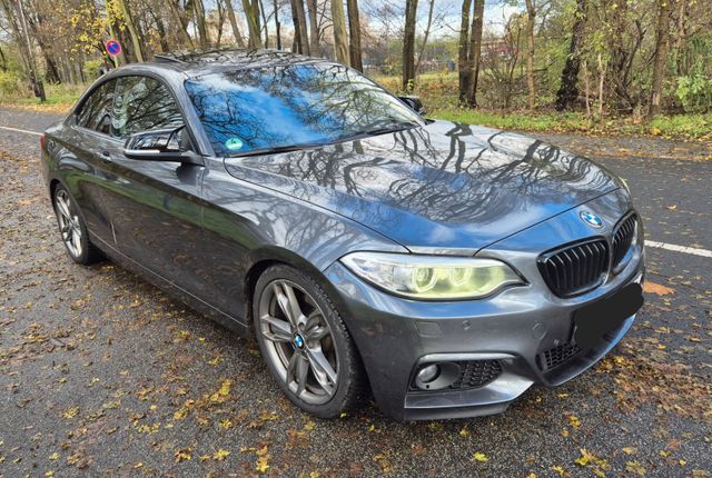 BMW 220i Coupé M Paket Sport Line 