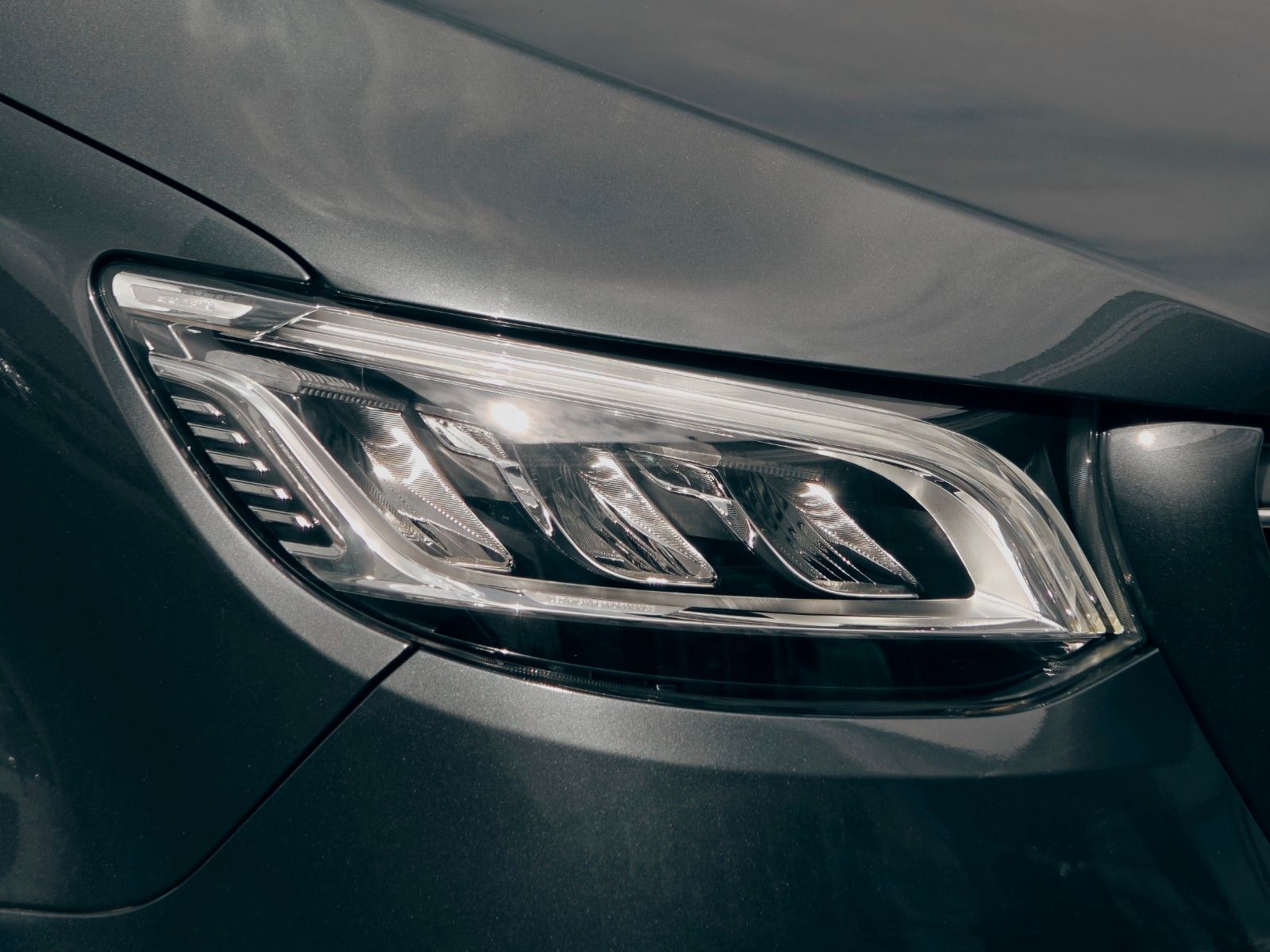 Fahrzeugabbildung HYMER / ERIBA / HYMERCAR B-KLASSE MC T 680 - AUS ERSTBESITZ