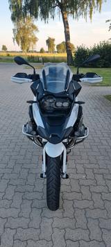 BMW R1250 GS 5 Pakete, Sportfahrwerk, Akrapovic - Angebote