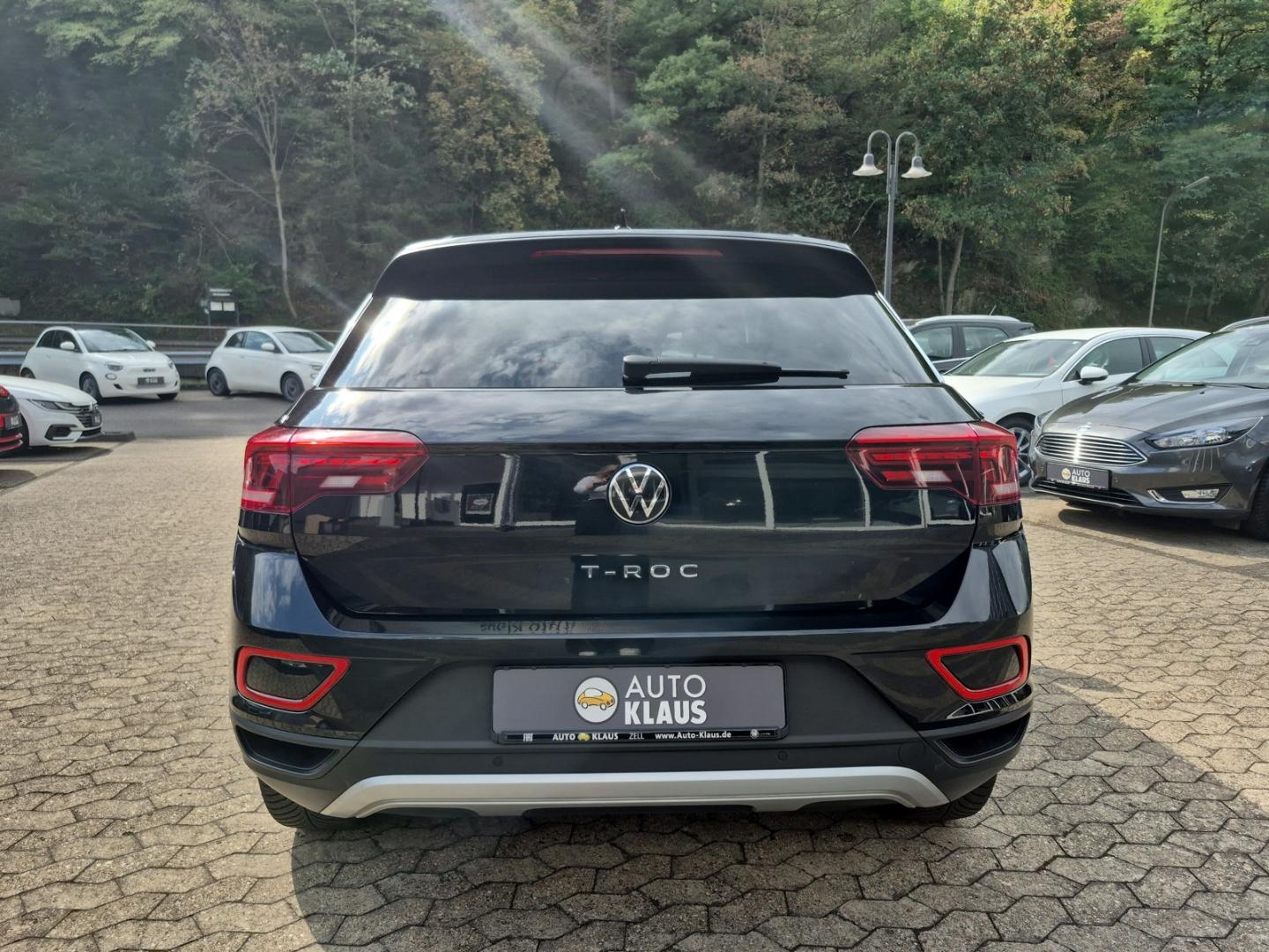 Volkswagen T-Roc Move DSG Navi CarPlay LED SHZ Parklenkassi, миниатюра 25