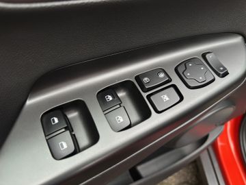 Hyundai KONA ELEKTRO STYLE + NAVIGATION - SOH 91,8%