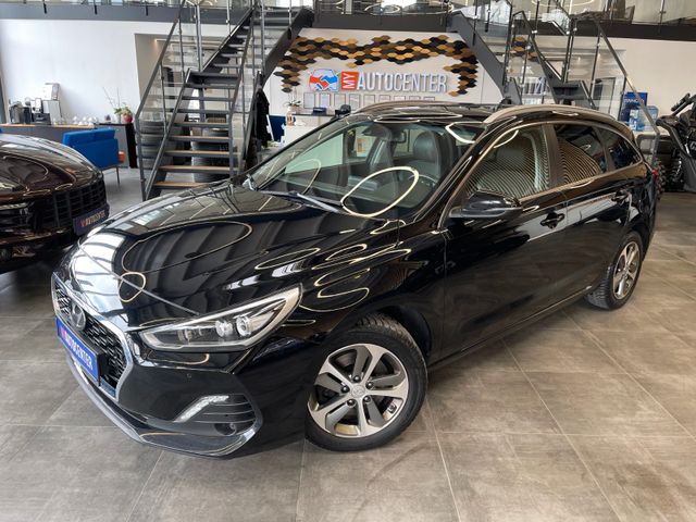 Hyundai i30 cw Premium *ACC*KAMERA*NAVI*SHZ*TEM*TOUCH*