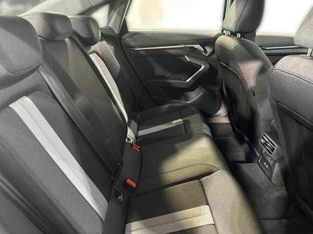 A3 Limousine 30 TFSI S TRONIC LED+NAV+AHK+KAMERA