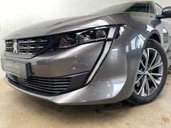 Fahrzeugabbildung Peugeot 508 Hybrid Allure Pack Autom. LED Navi ACC 17"