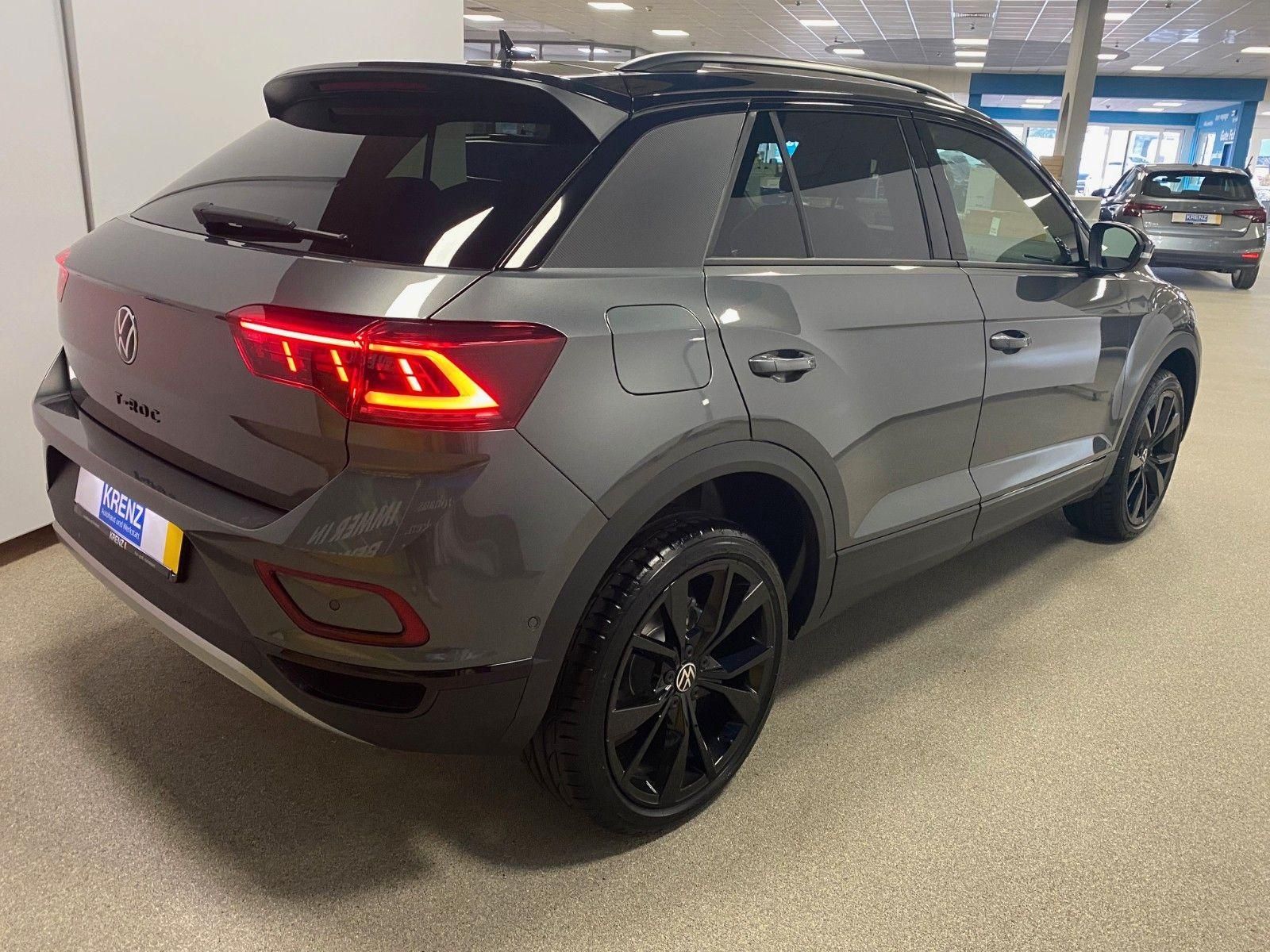 Fahrzeugabbildung Volkswagen T-Roc 1.5 TSI DSG Style+NAVI+IQ-MATRIX+Black Sty