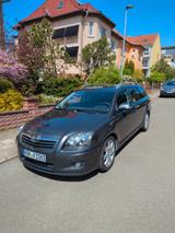 Toyota Avensis Kombi Facelift 2.0 VVTi Benzin Schalter - Toyota Avensis: Facelift