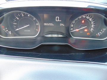 Bild 15 Peugeot 208 Active