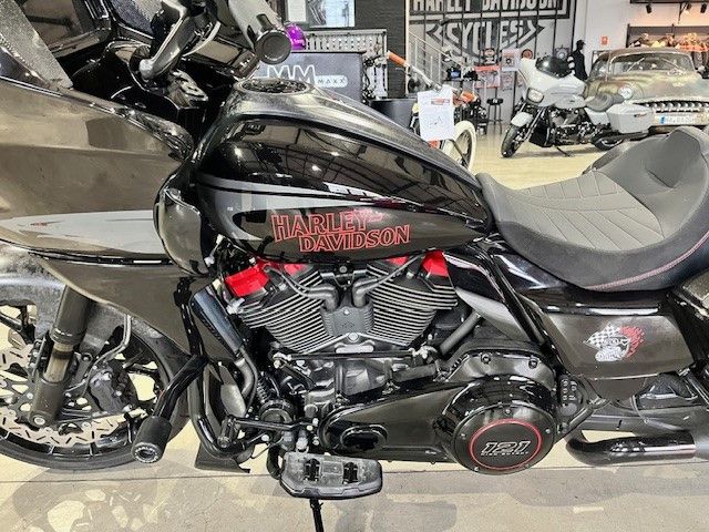Fahrzeugabbildung Harley-Davidson FLTRXSTSE CVO Road Glide ST 2024