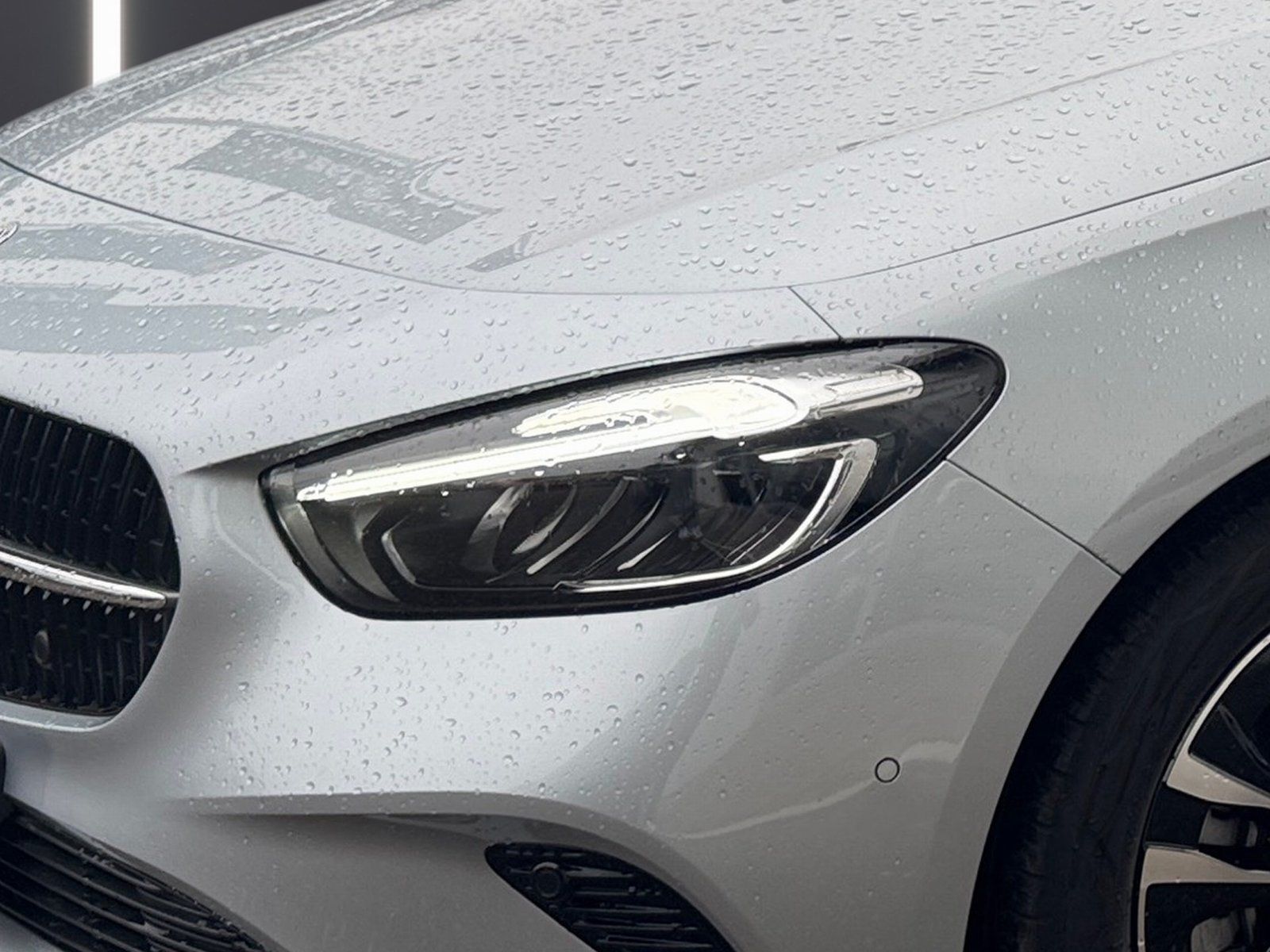 Fahrzeugabbildung Mercedes-Benz B 180 Progressive Adv.*Kamera*LED*Easy-Pack*MBUX