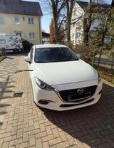 Mazda 3 2.0 SKYACTIV-G 120 Center-Line Auto Center...