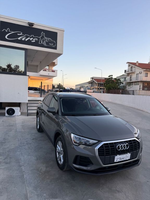 Image of Audi Q3
