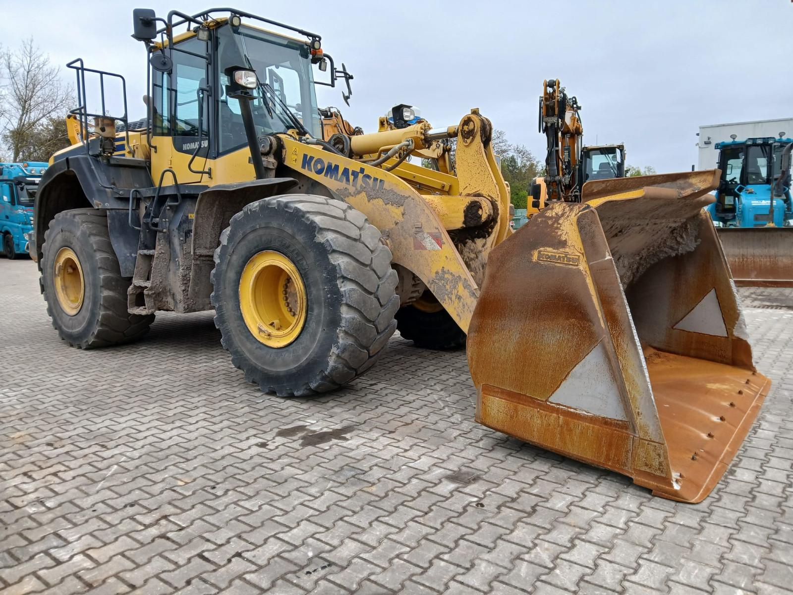Komatsu WA 470-8