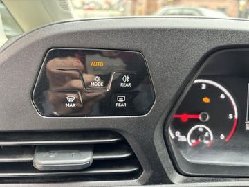 Volkswagen Caddy - 12