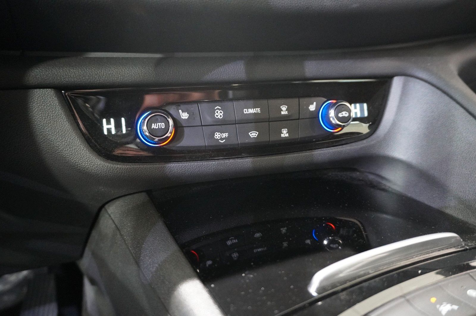 Fahrzeugabbildung Opel Insignia B ST 2.0D BUSINESS NAVI/LED/KAMERA/HUD