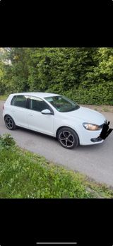 Volkswagen VW Golf 6. 1,4 TSI Benzin 122 PS - Volkswagen Golf: V Tsi 122