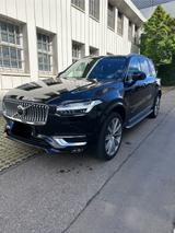 Volvo XC90 B6 AWD Inscription/HUD/Pano/Kamera - Volvo XC90 Inscription mit Benzin-Antrieb