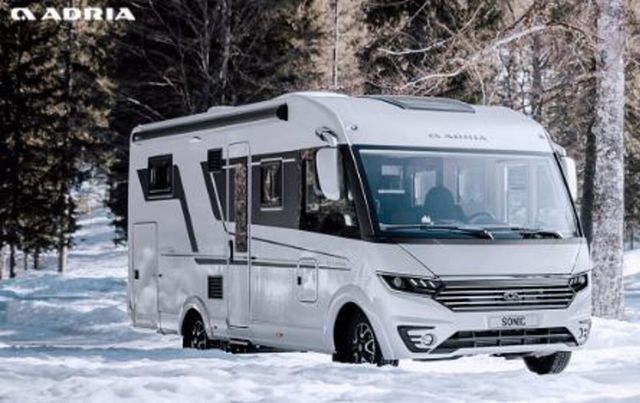 Adria Sonic Supreme 700 DL 