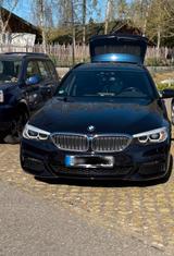 BMW 530d g31 in schwarz Carbon - BMW 530 Gebrauchtwagen in Freiburg