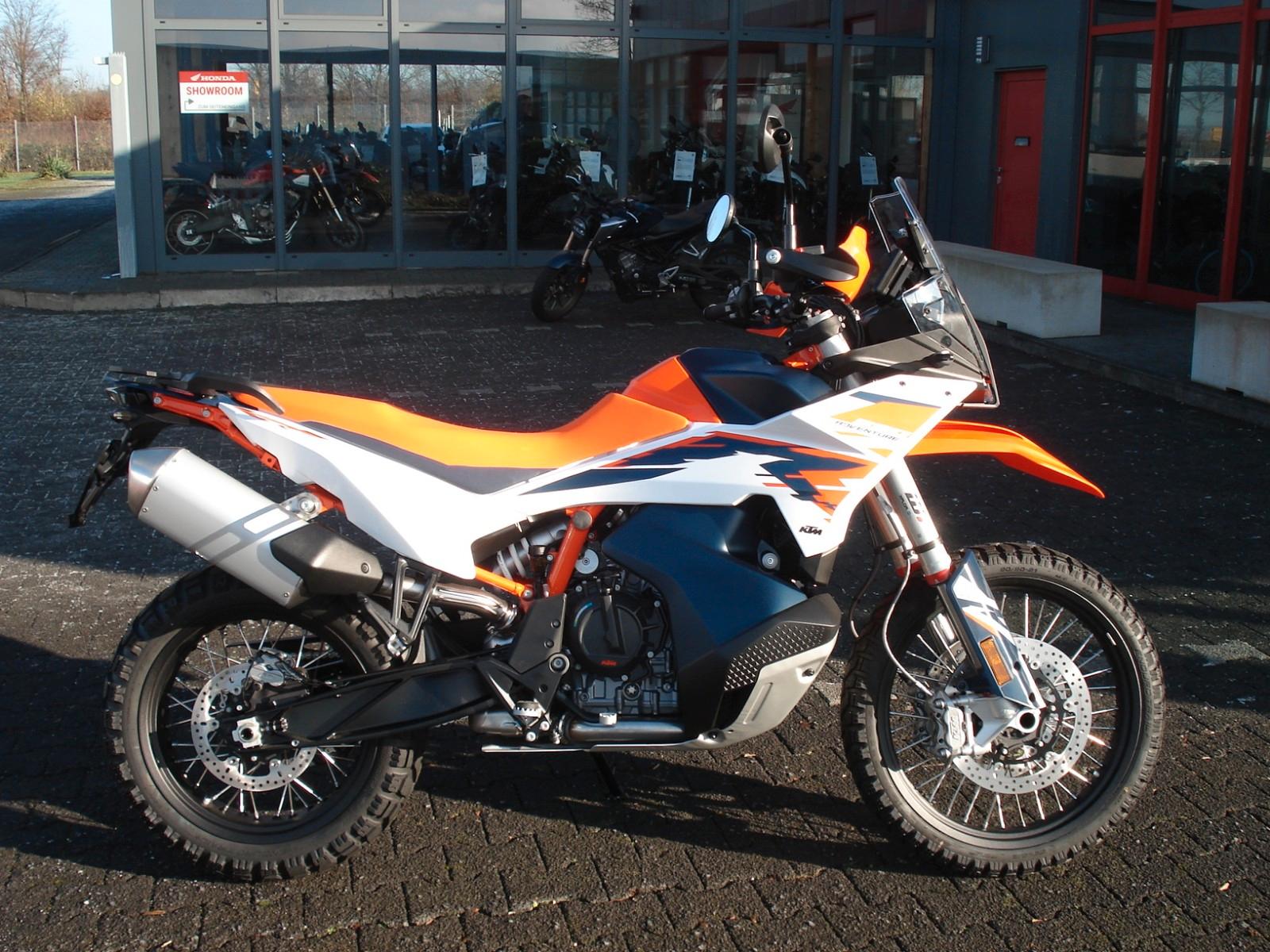 KTM 890 Adventure R
