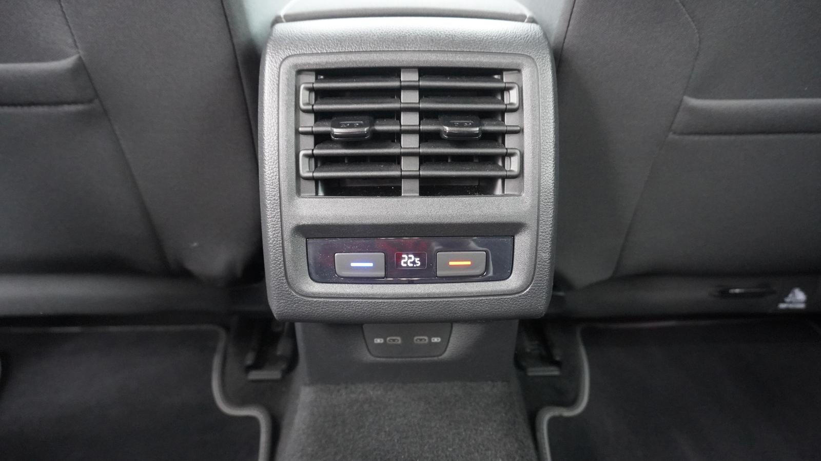 Volkswagen Golf VIII 1.5 TSI Style LED Head-Up ACC Navi AHK, миниатюра 14