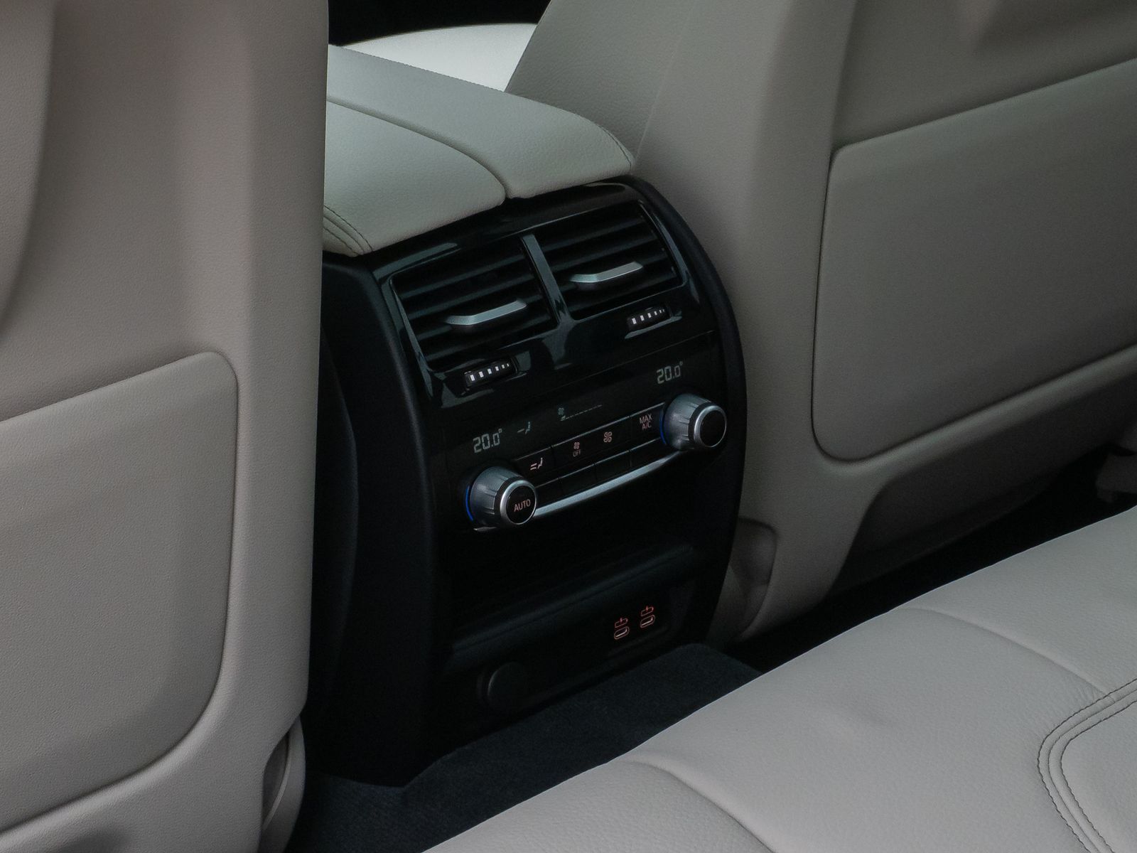 Fahrzeugabbildung BMW 530e xD M Sport Pro Panoram Kamera Laser HUD H/K