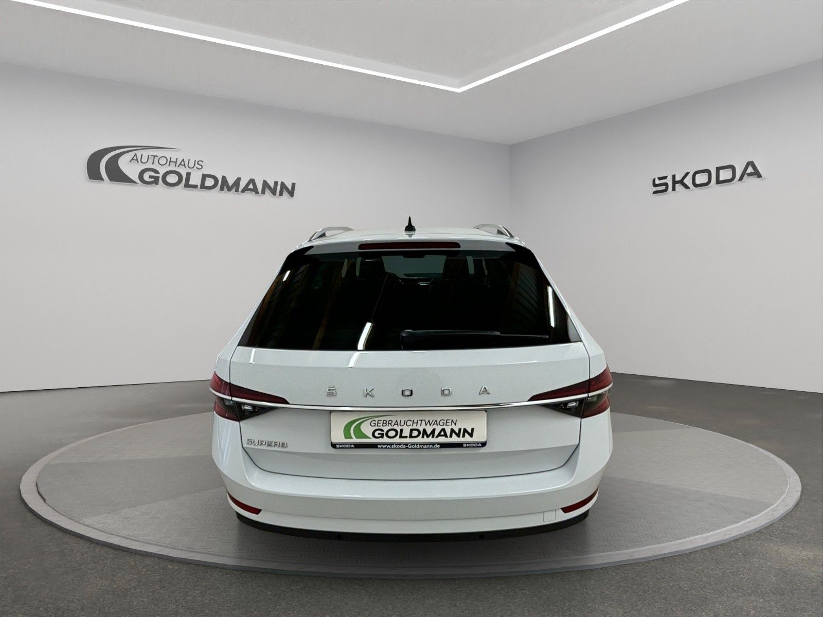 Fahrzeugabbildung SKODA Superb Combi Style 1.5 TSI ACT