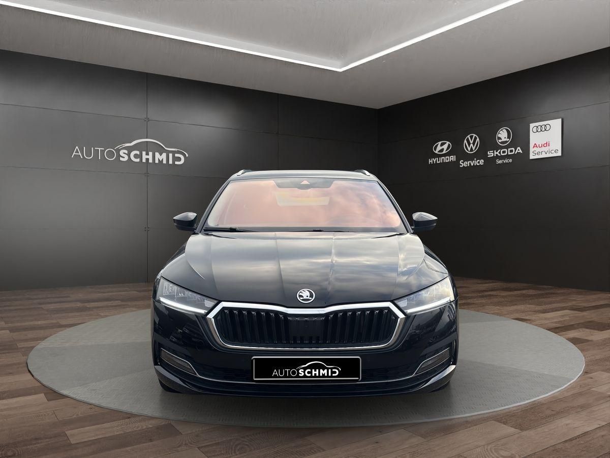 Octavia Style 1.5 TSI  e-TEC DSG RFK HUD ACC