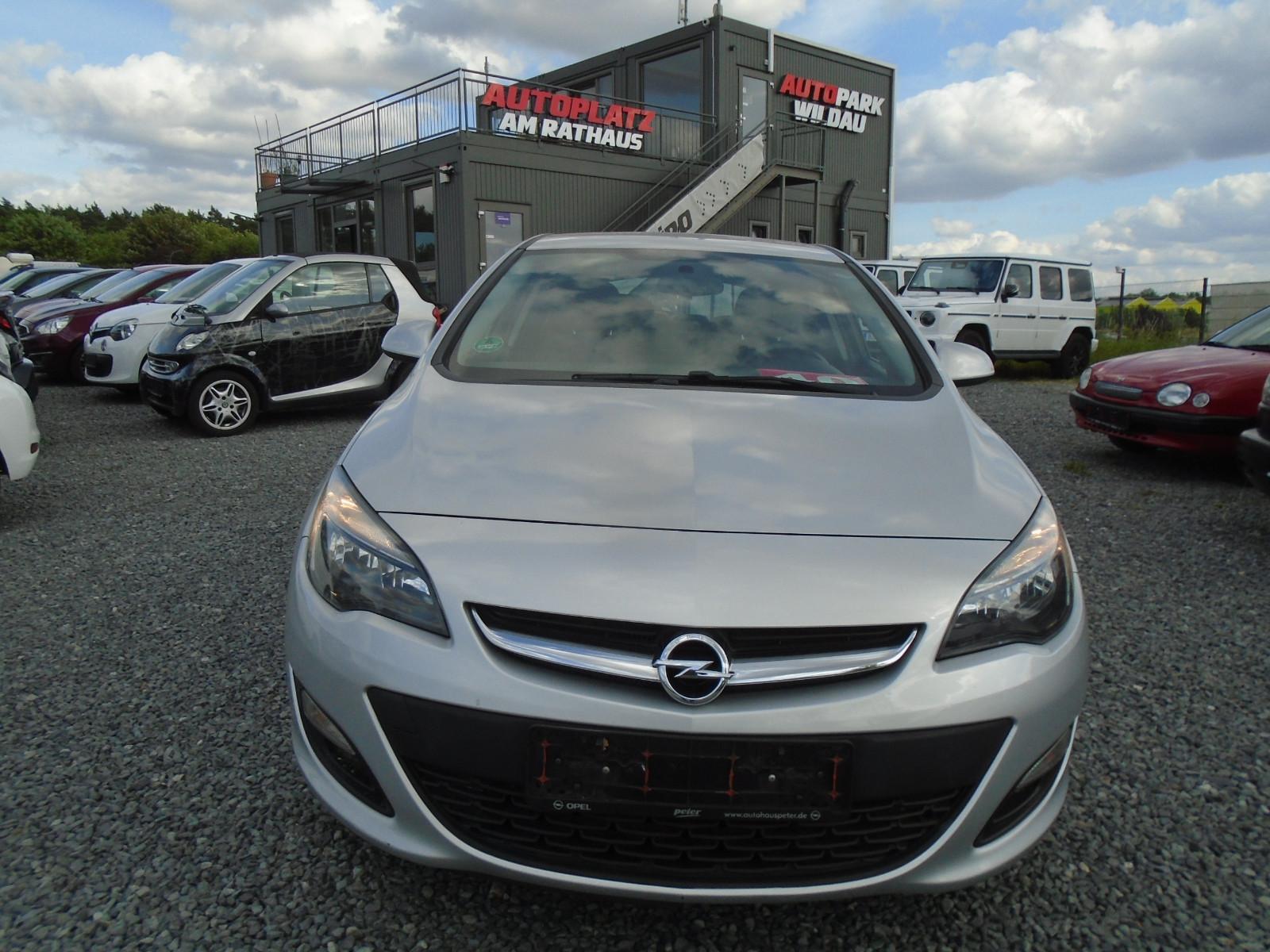 Opel Astra J Lim. 5-trg. Edition