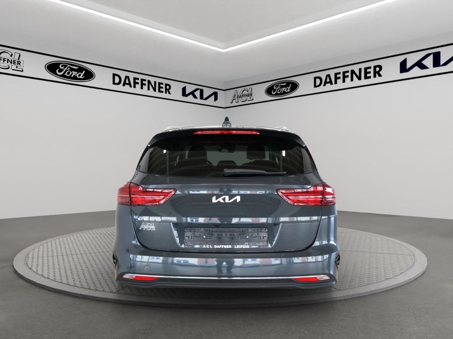 Fahrzeugabbildung Kia Ceed_sw SW Vision Tempomat Kamera DAB Navi