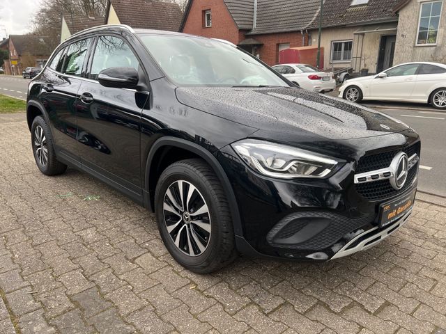 Mercedes-Benz GLA 180 d/1.HD/T.LEDER/KAMERA/PDC/NAVI/TÜV