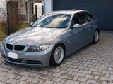 BMW 3er, E90, Xenon, AHK, Navi, neuer Motor!! - BMW aus 2005: 3er