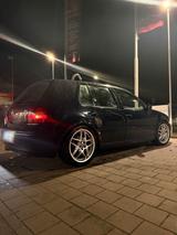 Volkswagen Golf 4 GTI VR5 mit 170ps - Volkswagen Golf aus 2001: GTI