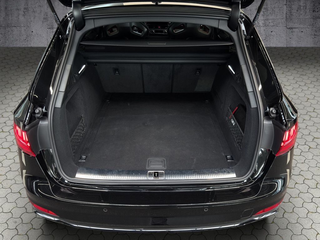Audi RS4 - Bild 17
