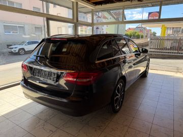 Mercedes C 200 - 4