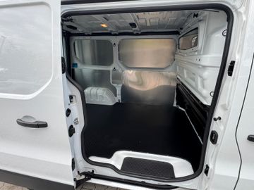 Renault Trafic - 10