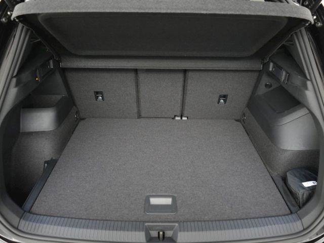 Tiguan R-LINE 4MOTION DSG+NAVI+MATRIX-LED-LICHT+