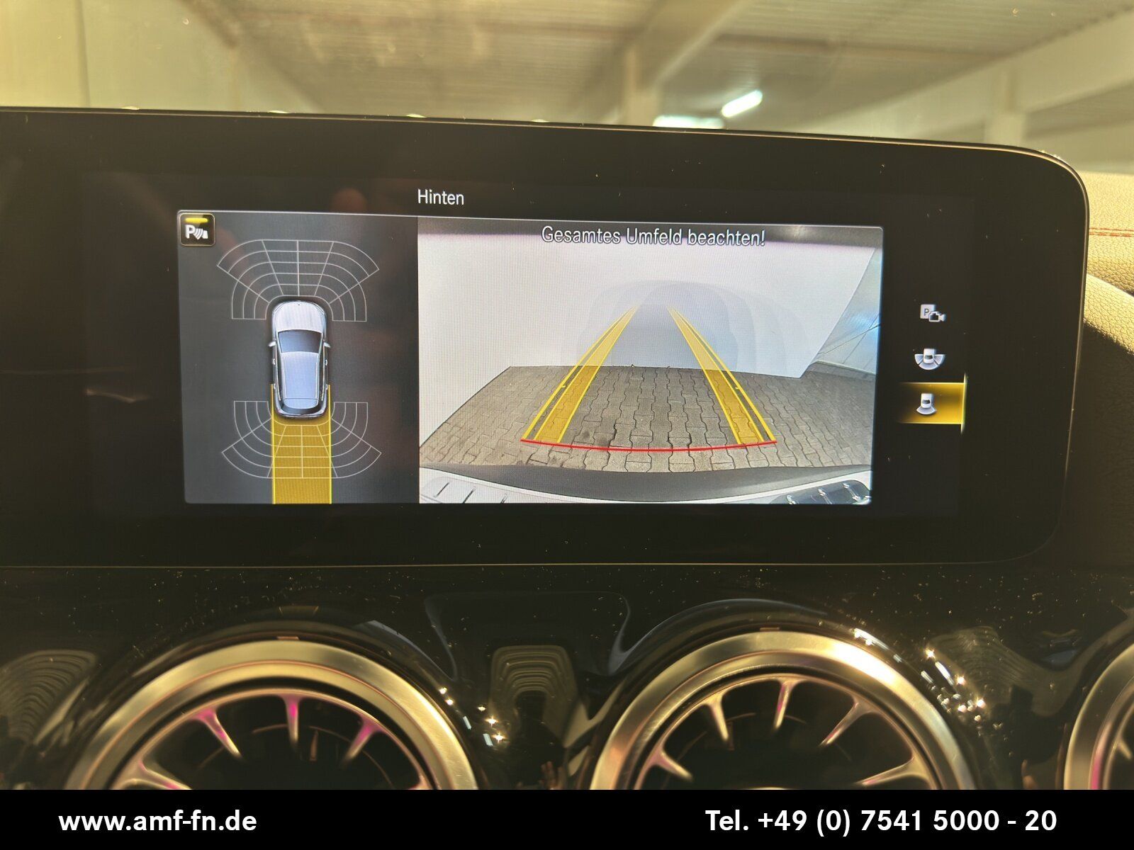 EQA 300 4MATIC AMG-LINE | LED | NAV | RFK | ELHK
