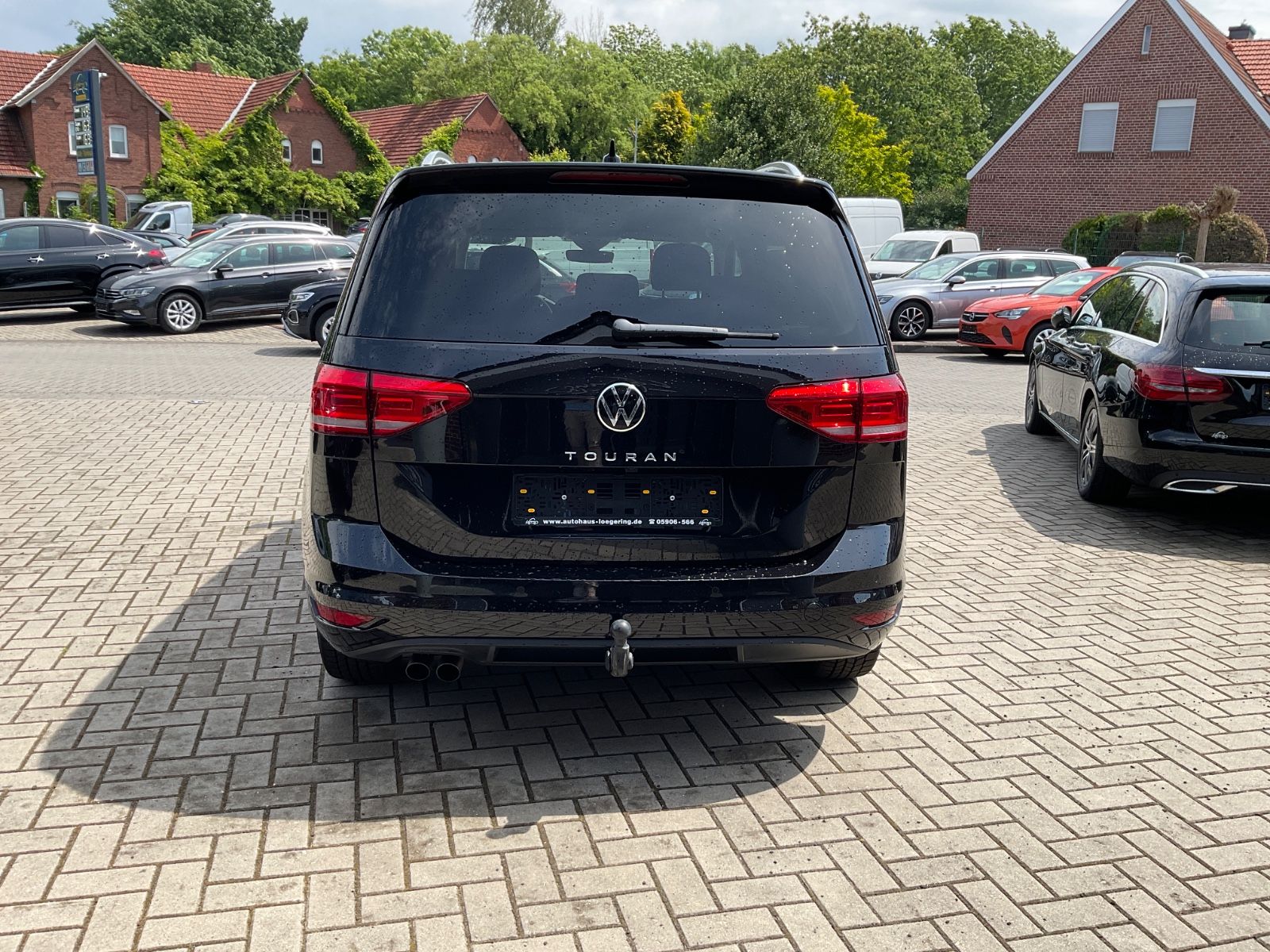 Fahrzeugabbildung Volkswagen Touran 2.0 TDI DSG MOVE,7 Sitze,LED,Kamera,AHK
