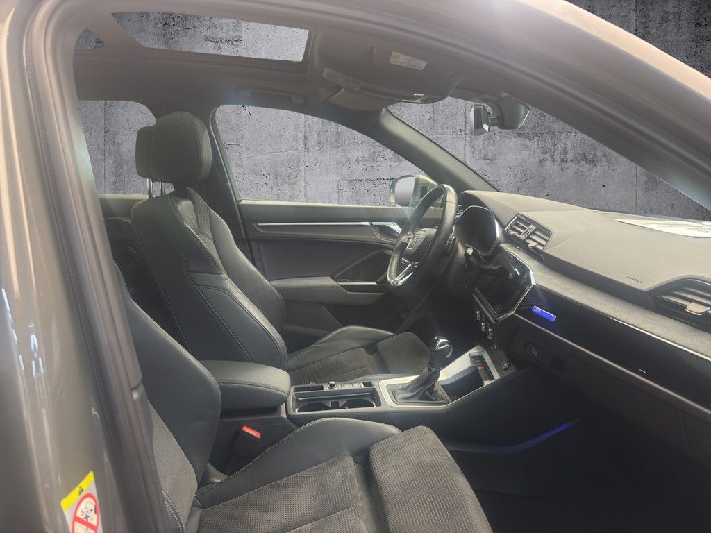 Audi Q3 45 TFSI e S line Pano+Navi+SHZ+Kamera+ACC foto 9