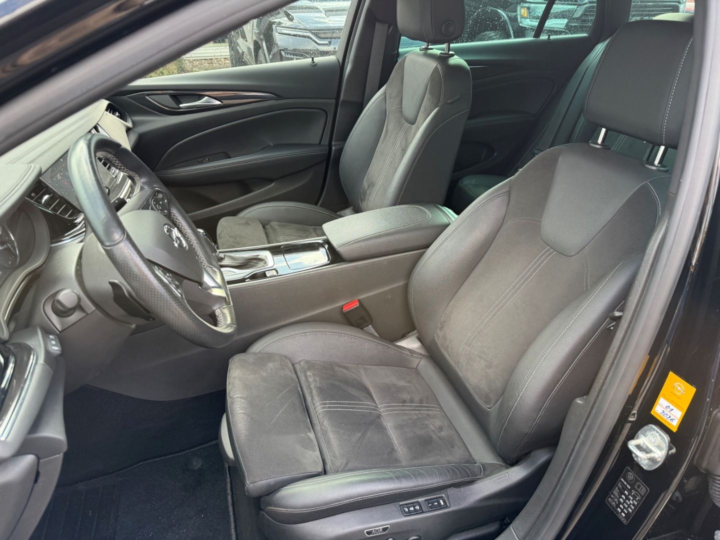 Fahrzeugabbildung Opel Insignia B Sports Tourer Ultimate mit AHK