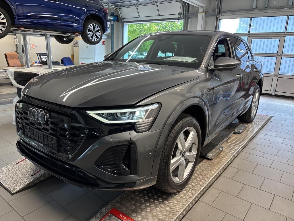 Image of Audi Q8 e-tron
