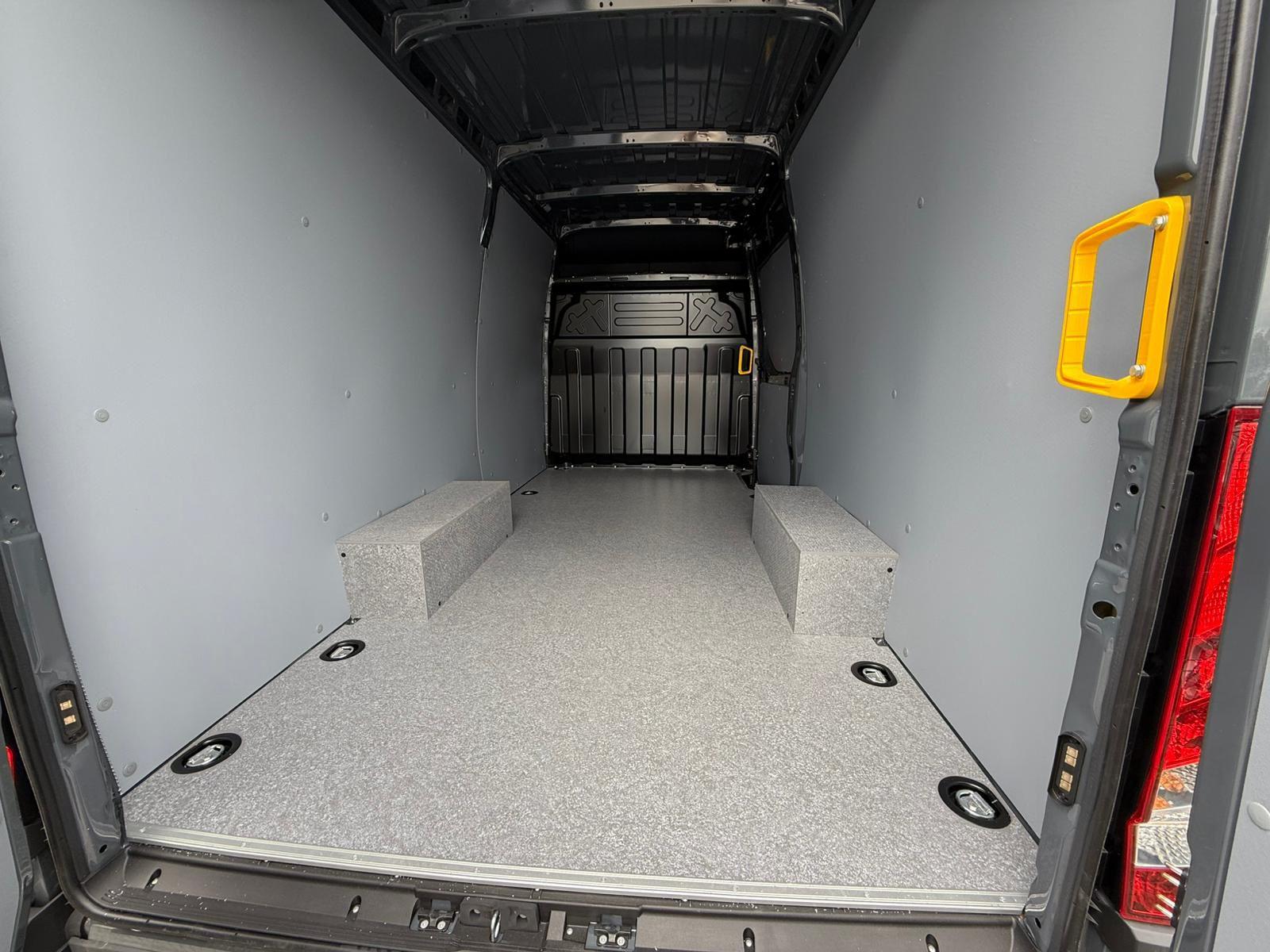 Iveco Daily 35S12 HI-Matic L3H2 12m³+AHK+ACC+NAVI