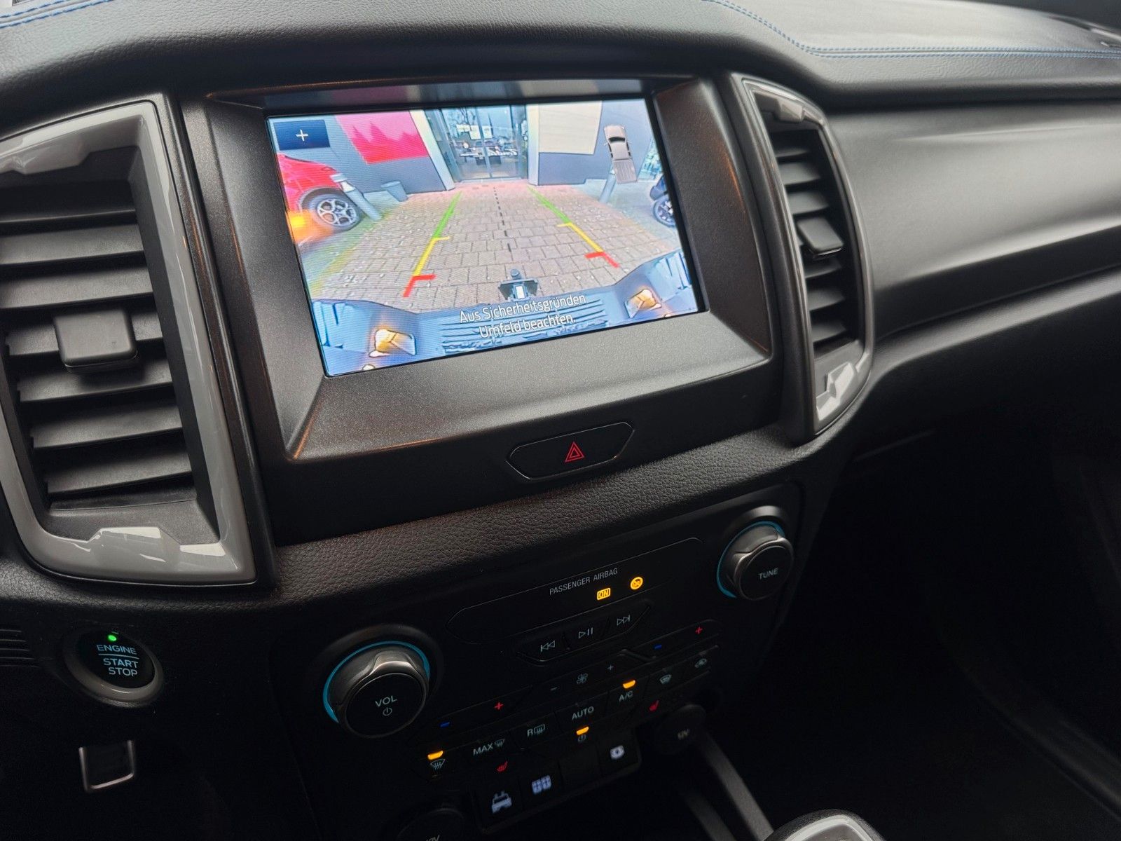 Fahrzeugabbildung Ford FORD RANGER 2.0 TDCI PANTHER RAPTOR 4X4