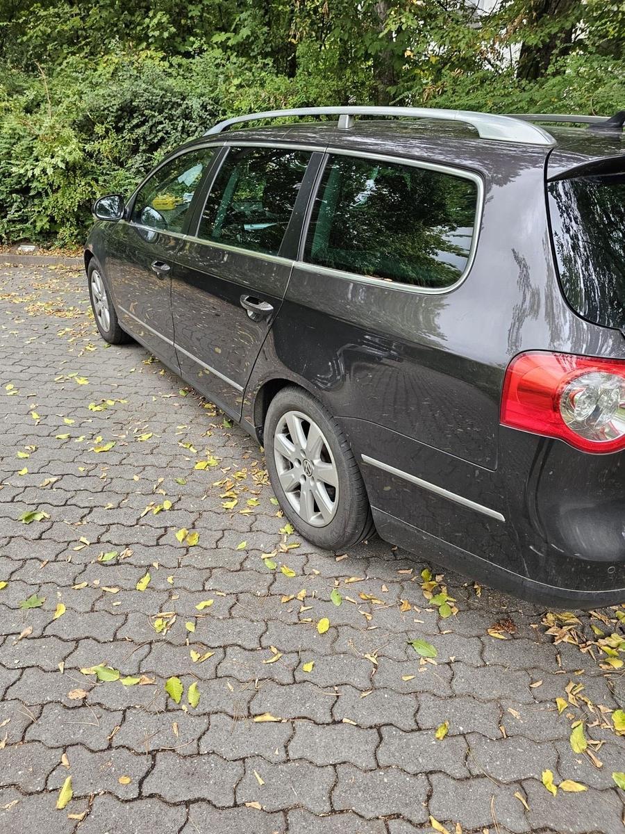 Volkswagen Passat 2010 — двигун