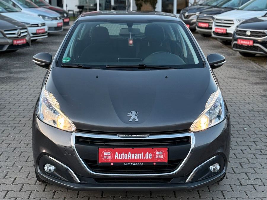Peugeot 208 - Bild 2