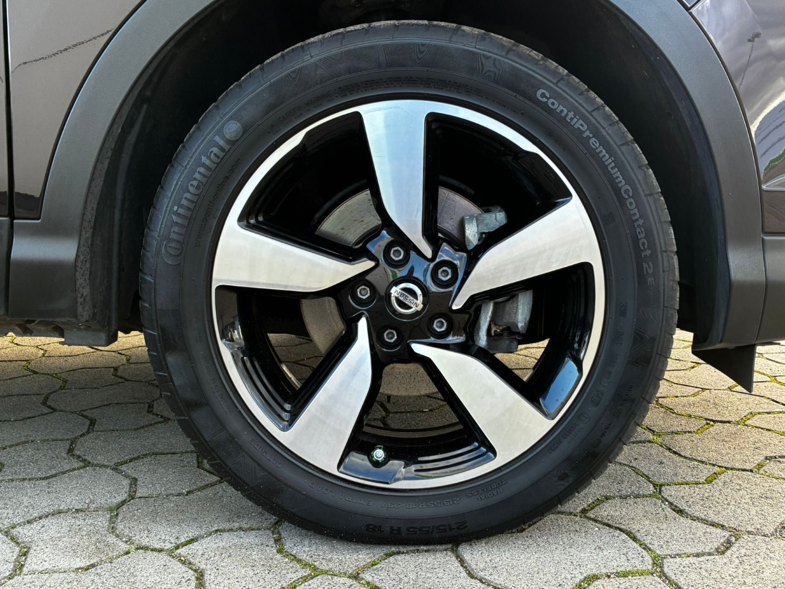 Fahrzeugabbildung Nissan Qashqai 115PS 6-Gang*360°Cam*NAVI*AHK*