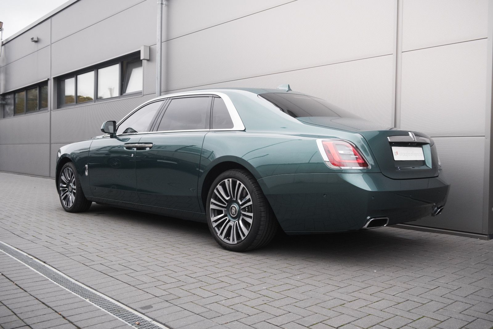 Fahrzeugabbildung Rolls-Royce Ghost EWB-Dt.Auto-