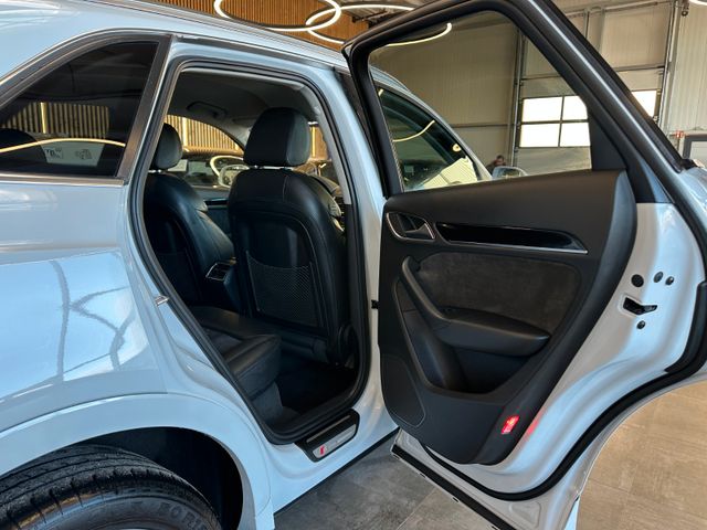 Audi Q3 2.0 TFSI quattro *Xenon*Klima*SHZ*Navi*PDC*