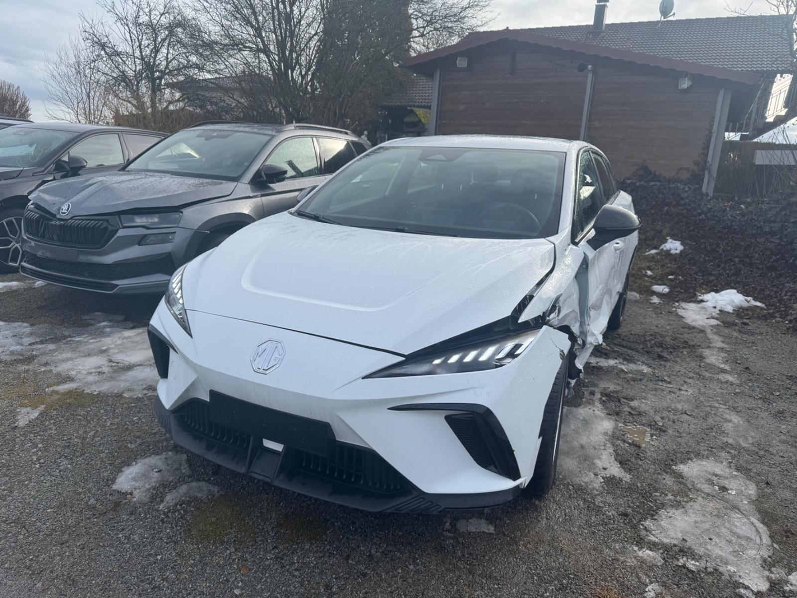 MG ANDERE 4 Standard